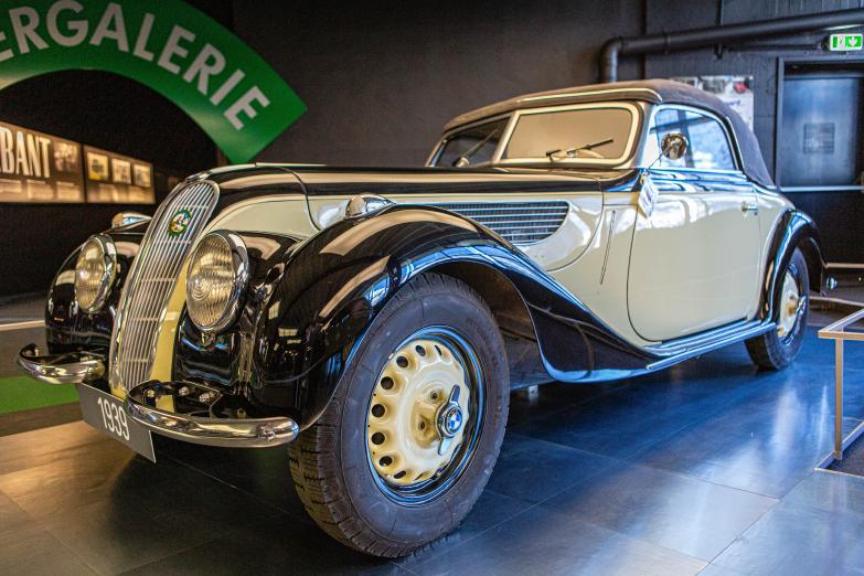 Großglockner-Hochalpenstraße | Butzeles Urahn im Besucherzentrum Kaiser Franz-Josef-Höhe