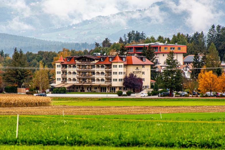 Südtirol | Blick auf das Hotel Majestic