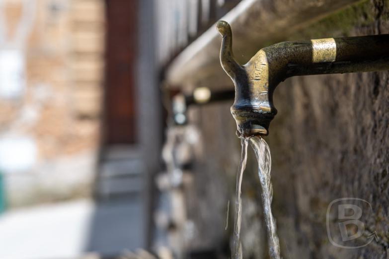 Pitigliano | Brunnen im Stadtzentrum
