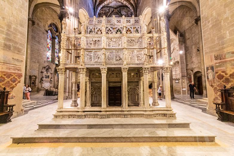 Arezzo | Cattedrale dei Santi Pietro e Donato - Altar