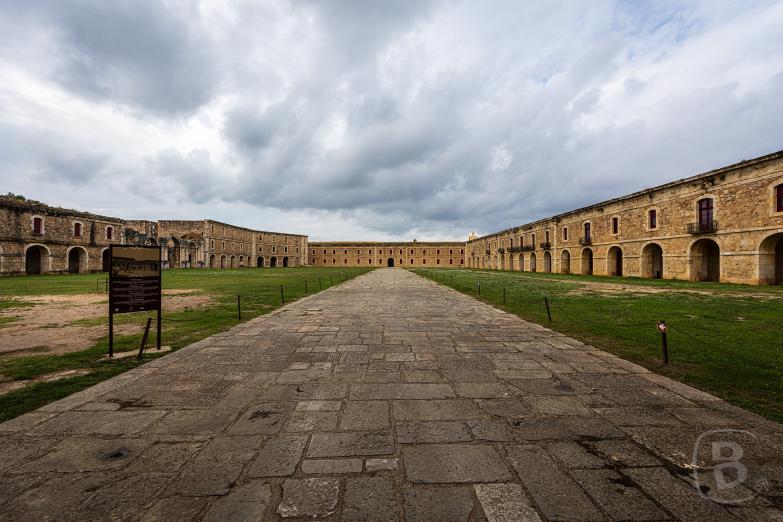 Figueres / El Castillo de San Fernando | Paradeplatz