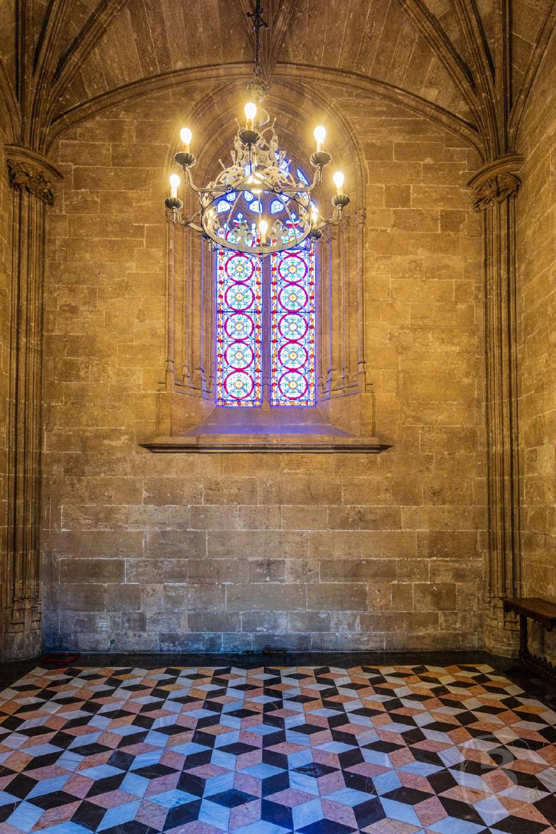 Seidenbörse | Kapelle im Erdgeschoss des Turmes