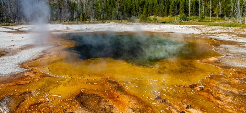 Yellowstone NP | Black Sand Basin - Emerald Pool