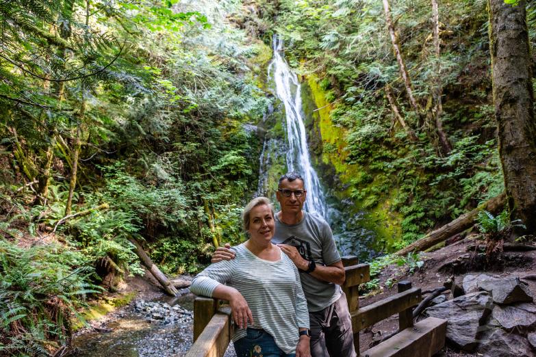Olympic National Park | Jeannette & Dirk vor dem Madison Fall